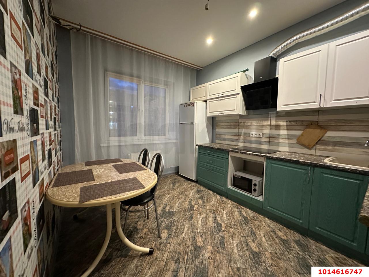 Фото №2: 3-комнатная квартира 70 м² - Краснодар, жилой комплекс Красная площадь, ул. Кореновская, 57к2