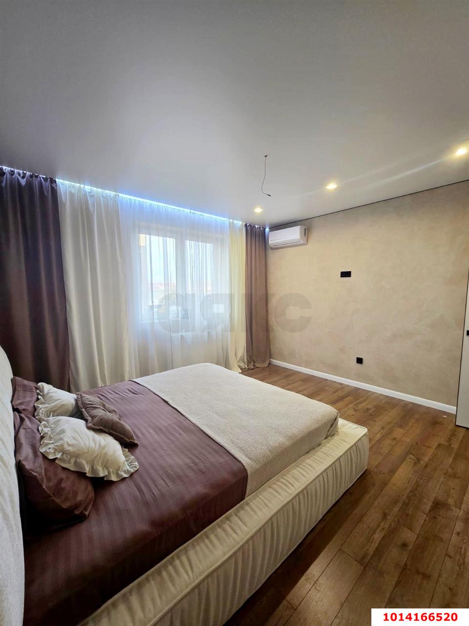 Фото №1: 2-комнатная квартира 76 м² - Краснодар, жилой комплекс Элегант, ул. Старокубанская, 137/1