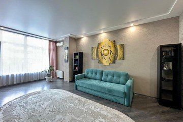 Фото №1: 2-комнатная квартира 84 м² - Краснодар, мкр. Западный внутригородской округ, ул. Кожевенная, 42