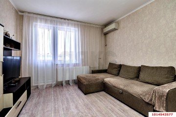 Фото №1: 1-комнатная квартира 37 м² - Краснодар, мкр. Почтовый, ул. имени Валерия Гассия, 21