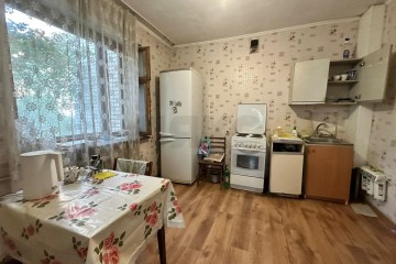 Фото №2: 5+-комнатная квартира 100 м² - Краснодар, мкр. Юбилейный, пр-кт Чекистов, 1