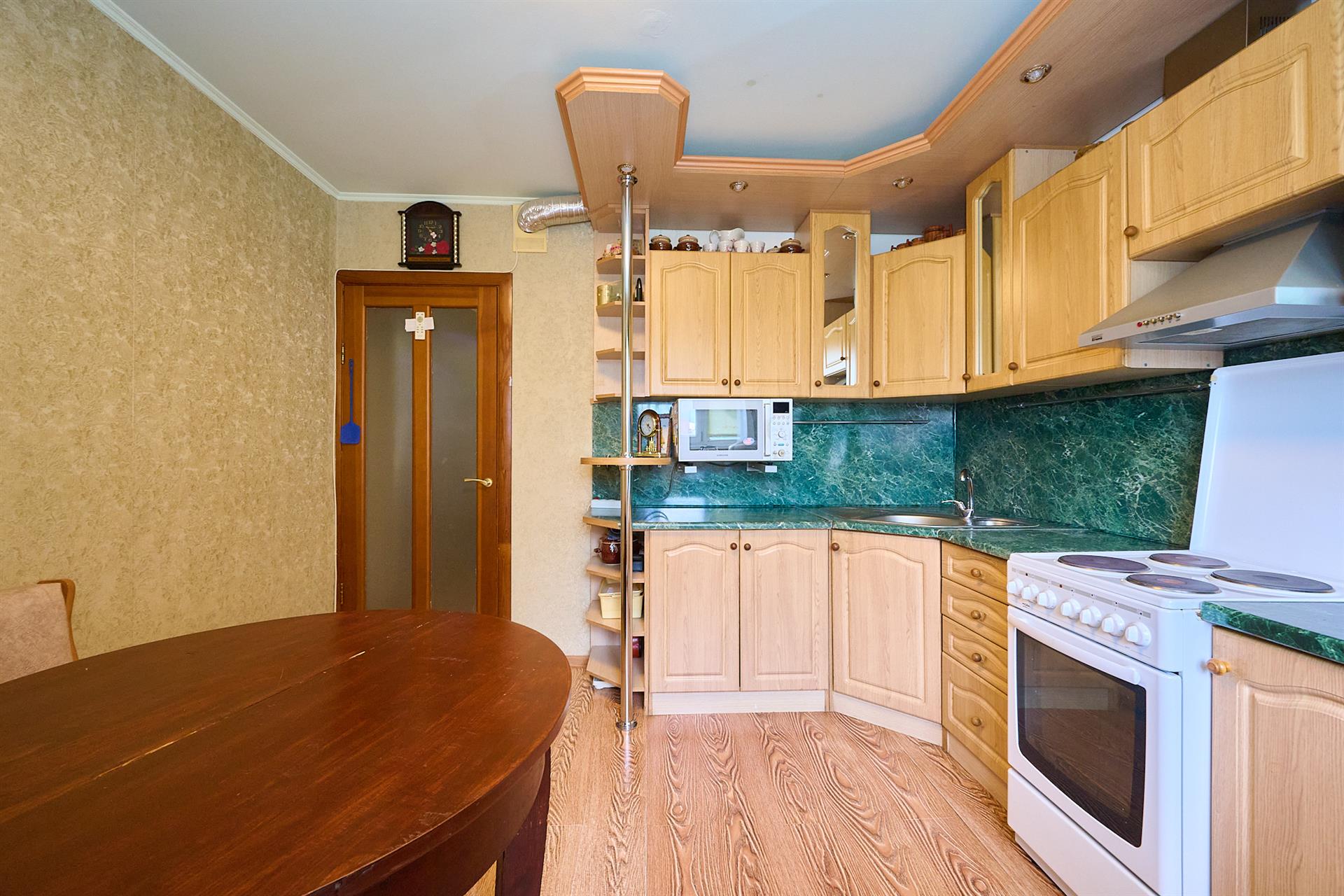 Фото №3: 2-комнатная квартира 65 м² - Краснодар, Центральный внутригородской округ, Западный внутригородской округ, мкр. Центральный, ул. Севастопольская, 2/3