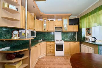 Фото №1: 2-комнатная квартира 65 м² - Краснодар, мкр. Центральный, ул. Севастопольская, 2/3