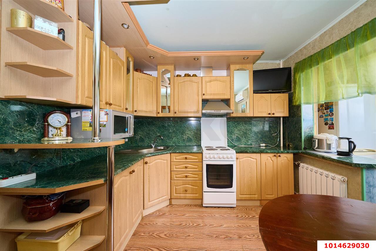 Фото №1: 2-комнатная квартира 65 м² - Краснодар, Центральный, ул. Севастопольская, 2/3