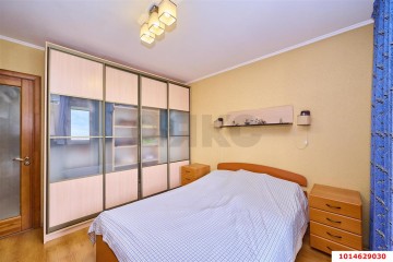 Фото №4: 2-комнатная квартира 65 м² - Краснодар, мкр. Центральный, ул. Севастопольская, 2/3