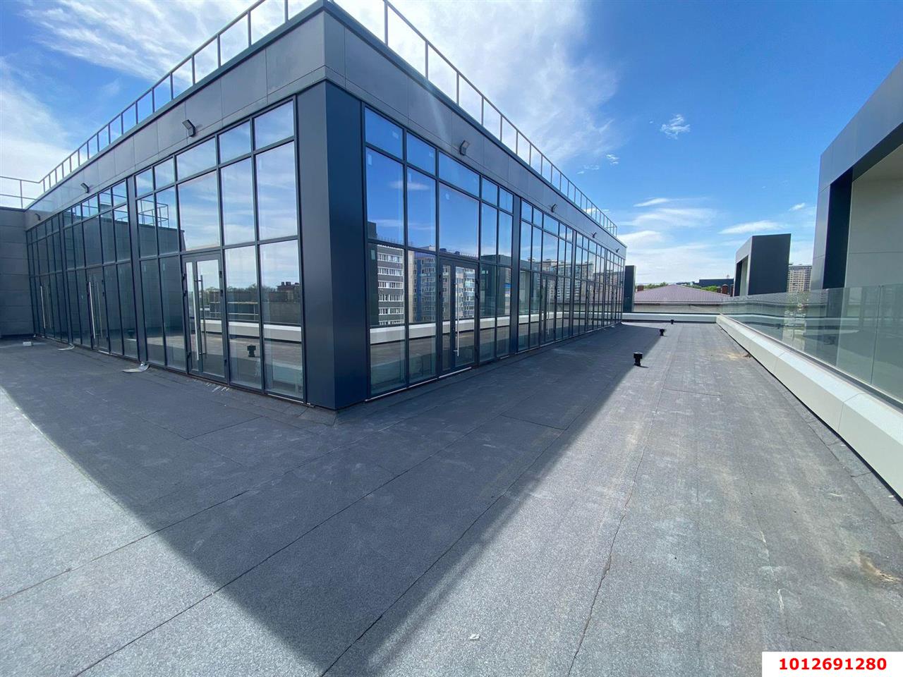 Фото №5: Отдельное здание 2346 м² - Краснодар, Россинского, ул. Адмирала Крузенштерна, 4