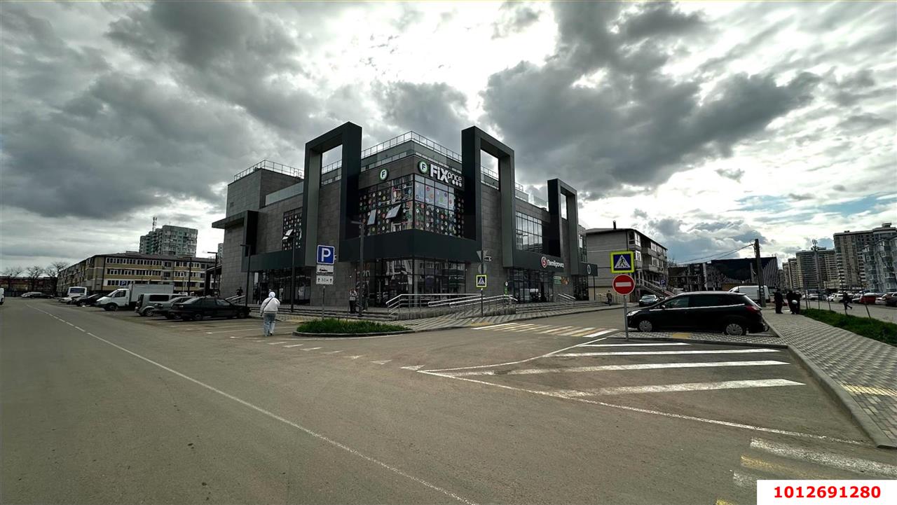 Фото №1: Отдельное здание 2346 м² - Краснодар, Прикубанский внутригородской округ, мкр. Россинского, ул. Адмирала Крузенштерна, 4