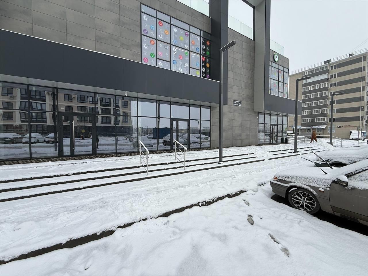 Фото №12: Коммерция 2346 м² - Краснодар, Прикубанский внутригородской округ, мкр. Россинского, ул. Адмирала Крузенштерна, 4