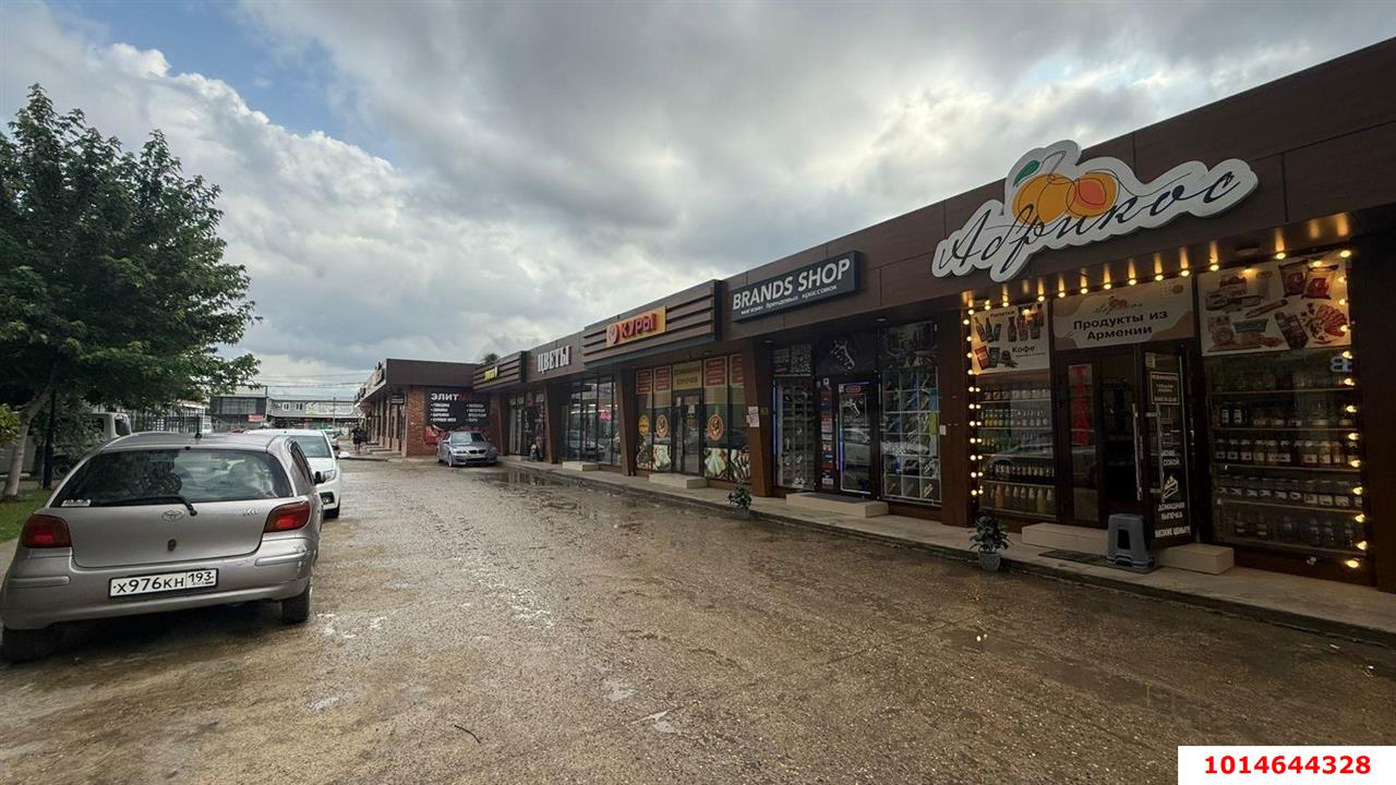 Фото №3: Торговое помещение 60 м² - Краснодар, жилой комплекс Инсити-Парк, ул. 2-я Ямальская, 4А