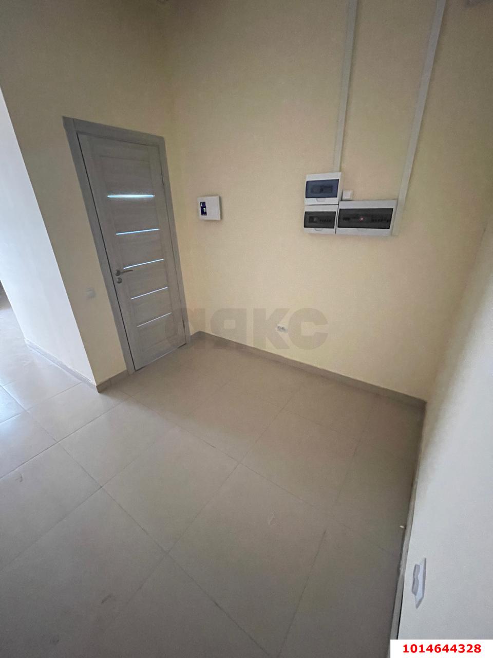 Фото №4: Торговое помещение 60 м² - Краснодар, жилой комплекс Инсити-Парк, ул. 2-я Ямальская, 4А