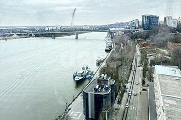 Фото №1: 2-комнатная квартира 75 м² - Ростов-на-Дону, мкр. Богатяновка, ул. Береговая, 55А