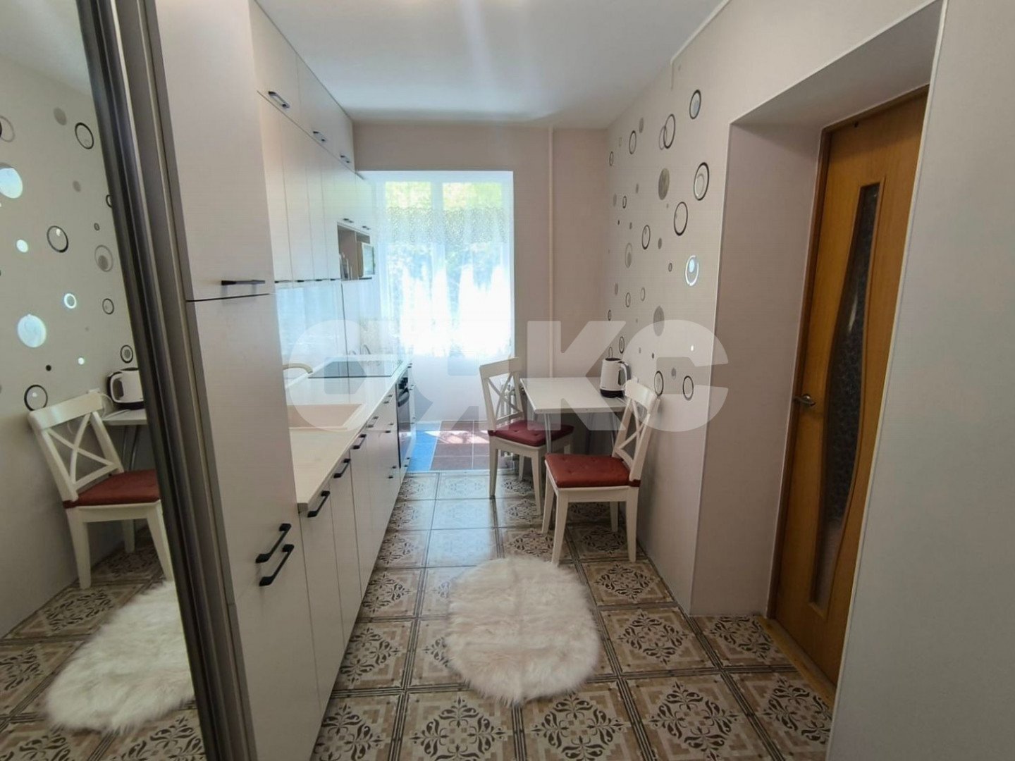 Фото №3: Комната 23 м² - Геленджик, ул. Орджоникидзе, 35