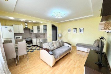 Фото №3: 3-комнатная квартира 59 м² - Нижнекамск, мкр. 13-й, ул. Гагарина, 27
