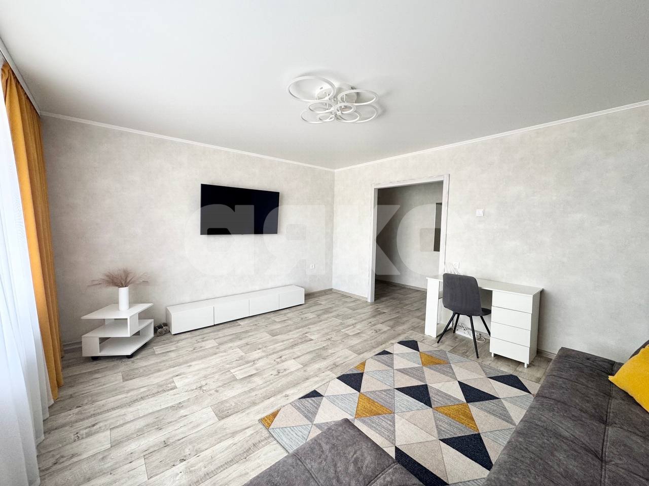 Фото №8: 3-комнатная квартира 65 м² - Нижнекамск, 17-й, пр-кт Шинников, 61