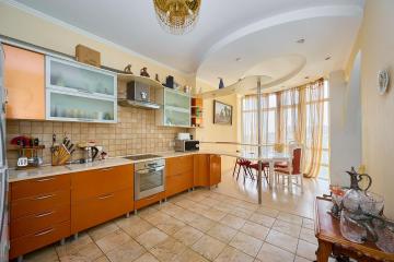 Фото №5: 3-комнатная квартира 162 м² - Краснодар, мкр. Центральный, ул. Красина, 9/1