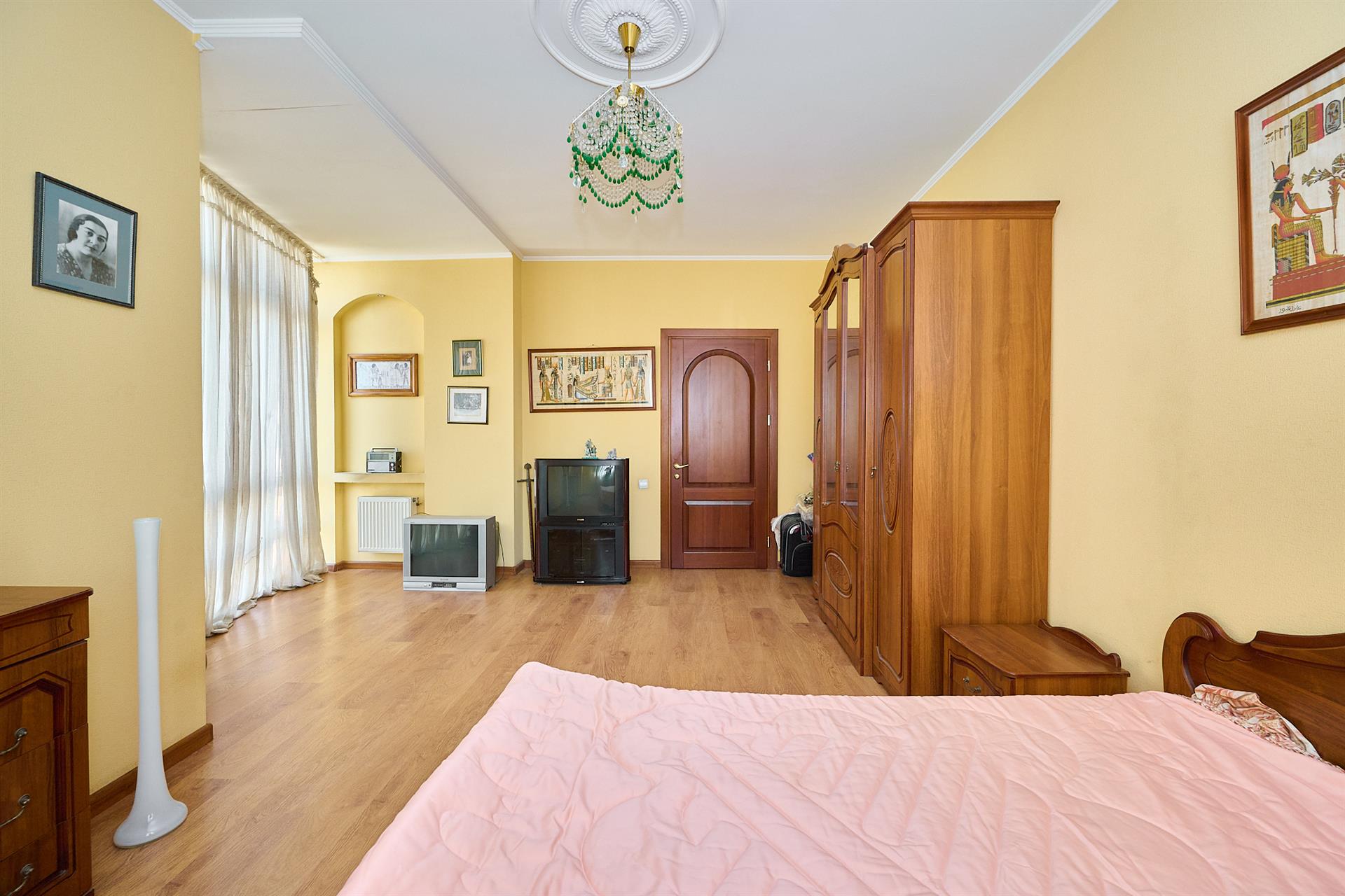 Фото №8: 3-комнатная квартира 170 м² - Краснодар, Западный внутригородской округ, Горгаз, Центральный внутригородской округ, мкр. Центральный, ул. Красина, 9/1