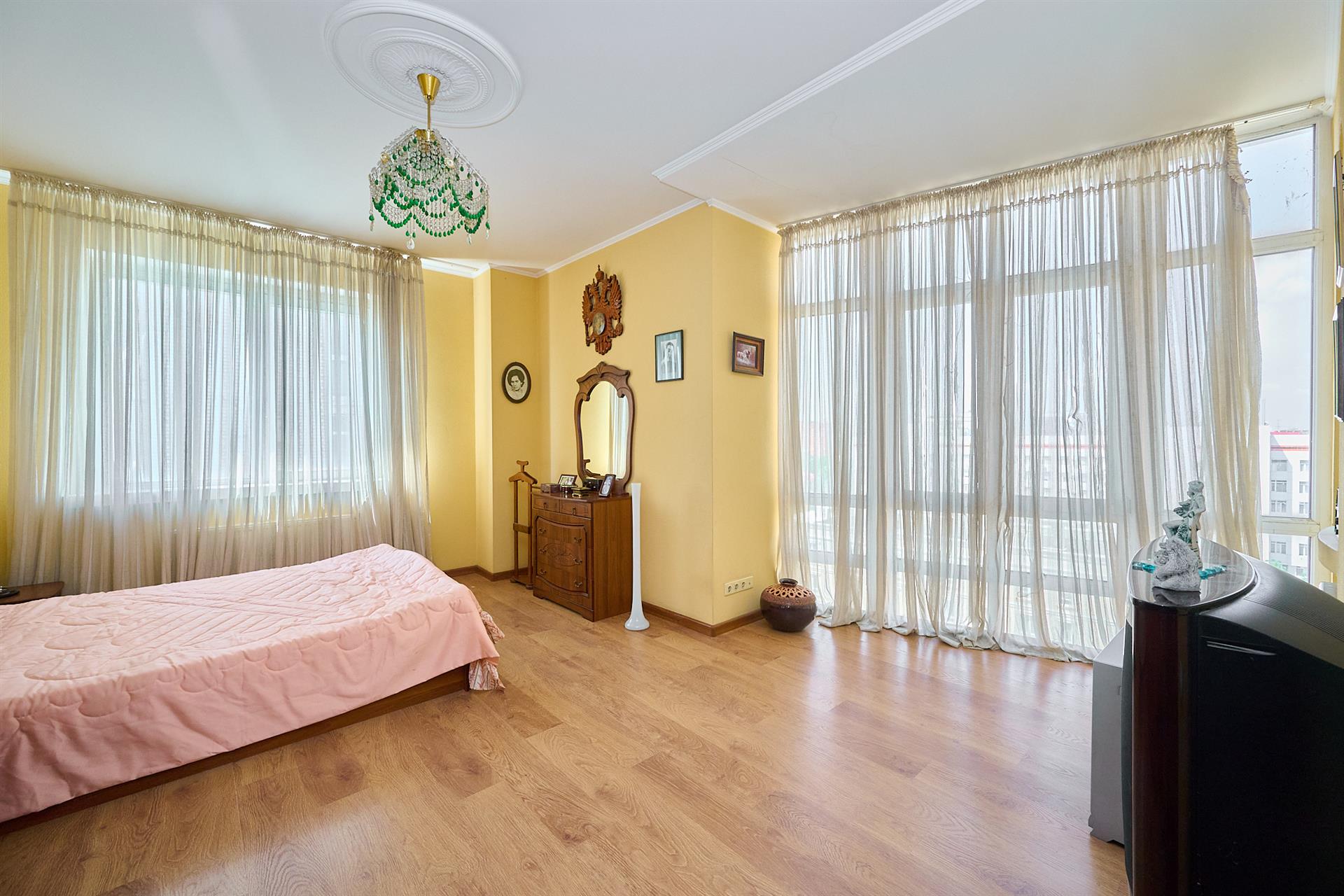 Фото №7: 3-комнатная квартира 170 м² - Краснодар, Западный внутригородской округ, Горгаз, Центральный внутригородской округ, мкр. Центральный, ул. Красина, 9/1