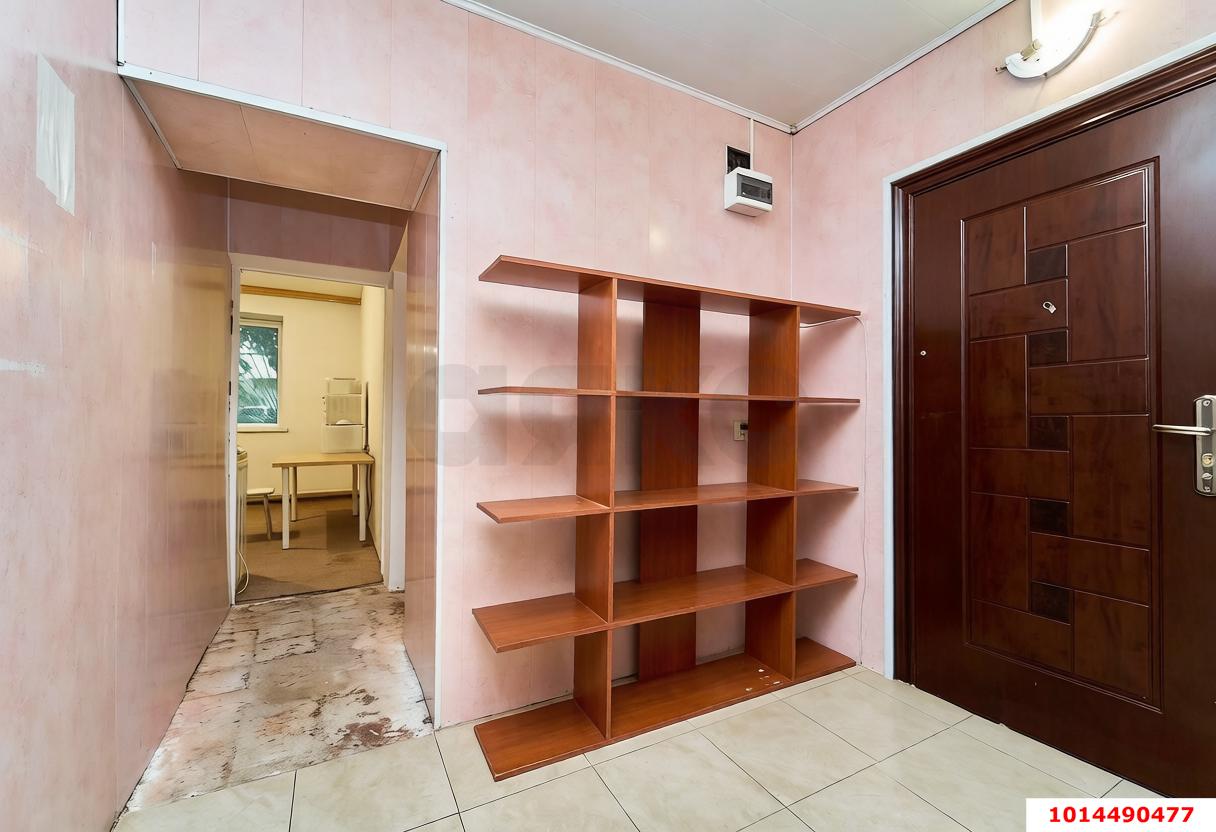 Фото №5: 1-комнатная квартира <span class="whitespace-nowrap">45 м²</span>, <span class="whitespace-nowrap">1/9 эт.</span> - Краснодар, Карасунский внутригородской округ, мкр. Хлопчато-бумажный Комбинат, ул. Уральская, 81Б