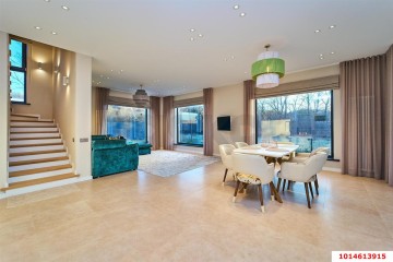 Фото №1: Дом 201 м² - Крепостная, ул. Ленина, 43