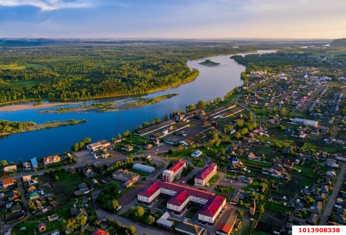 Фото №1: Земельный участок под ИЖС 6.8 сот. - Новотитаровская, ул. Заречная, 93