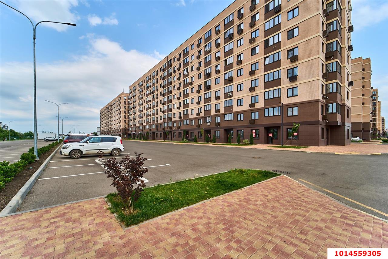 Фото №1: Торговое помещение 43 м² - Краснодар, жилой комплекс Новые Сезоны, ул. Скандинавская, 1