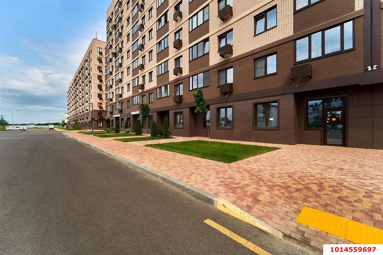 Фото №1: Коммерция 43 м² - Краснодар, жилой комплекс Новые Сезоны, мкр. Прикубанский внутригородской округ, ул. Скандинавская, 1