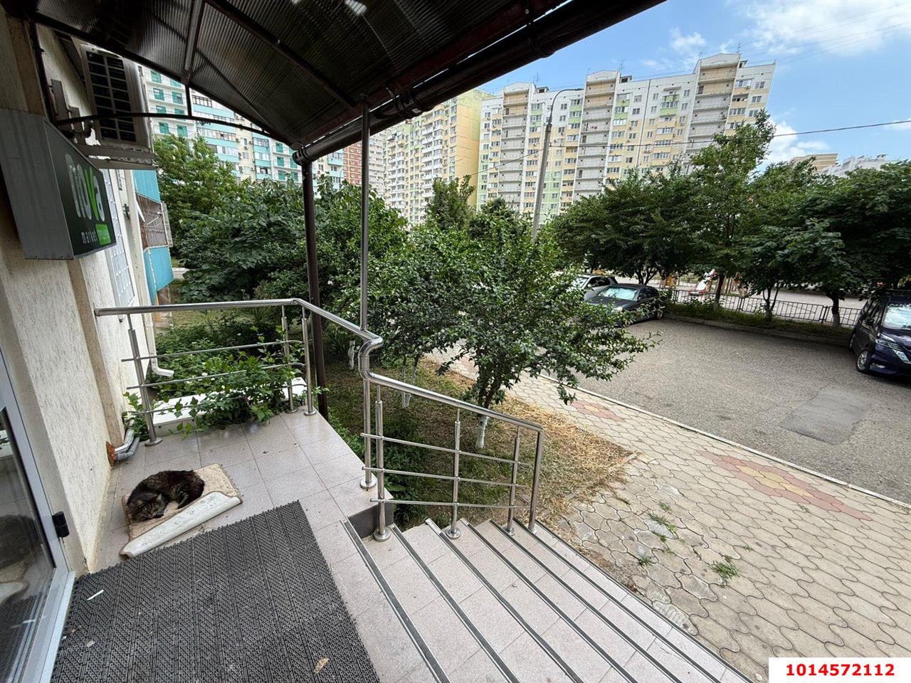 Фото №3: Торговое помещение 80 м² - Краснодар, Гидростроителей, ул. имени Невкипелого, 6