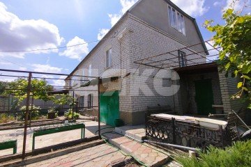 Фото №2: Часть дома 262 м² - Волгоград, п. Северный, 