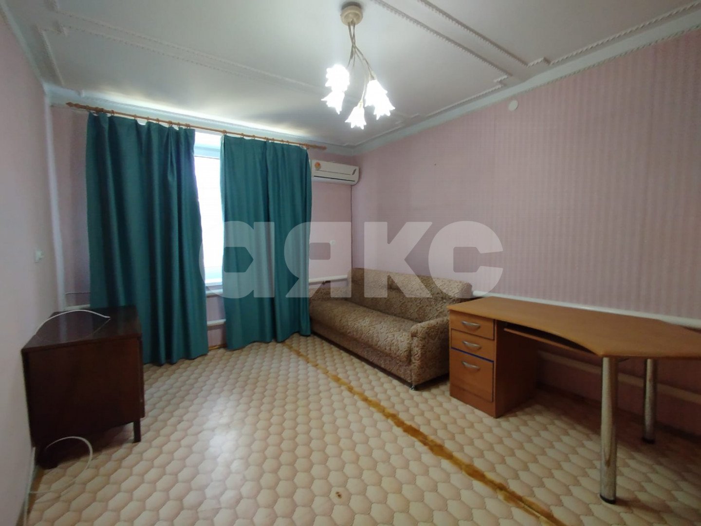 Фото №33: Часть дома 262 м² + 4.8 сот. - Волгоград, Северный, 