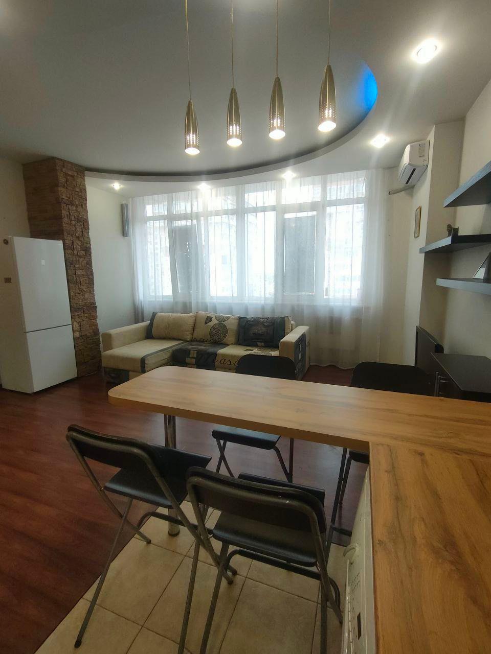 Фото №2: 1-комнатная квартира 53 м² - Краснодар, Прикубанский внутригородской округ, Фестивальный, мкр. Солнечный, пр-кт Константина Образцова, 20