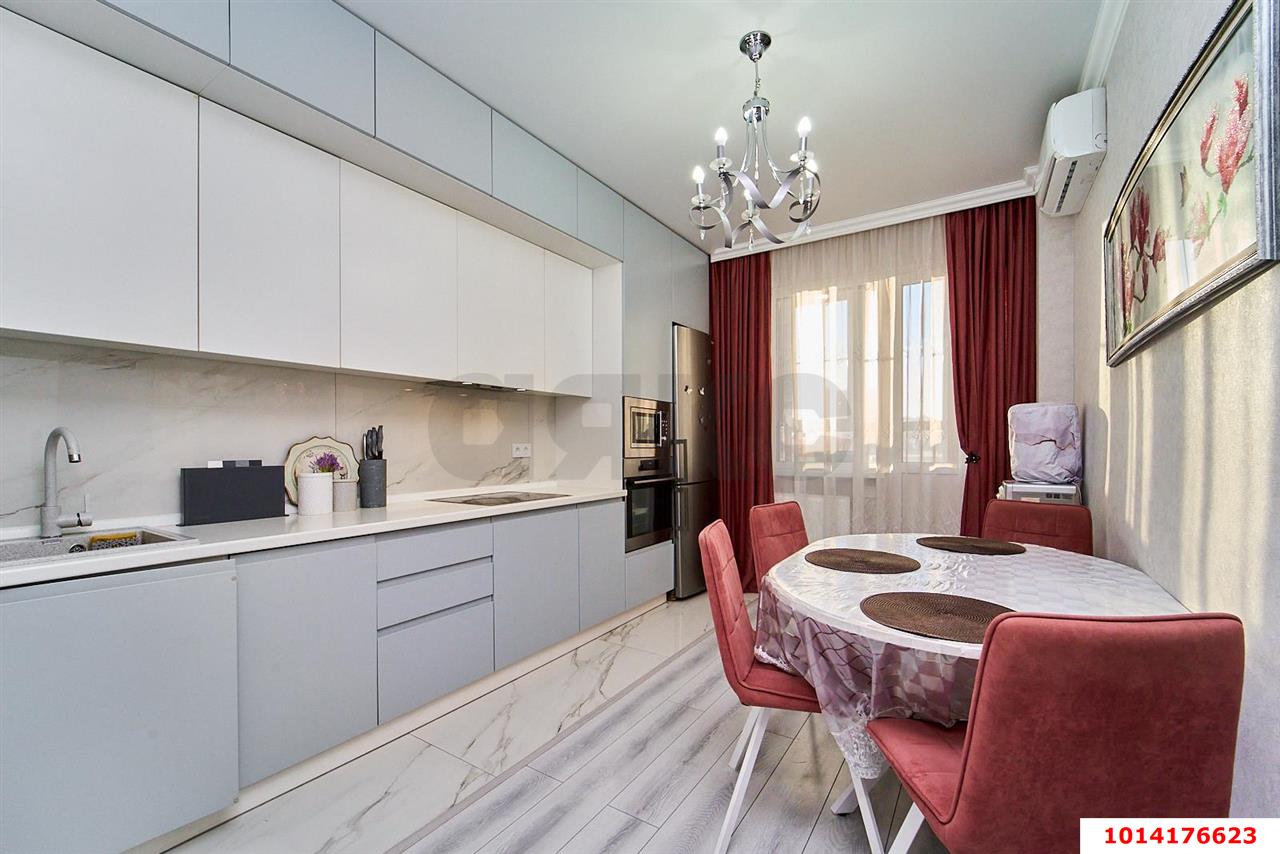 Фото №9: 1-комнатная квартира 46 м² - Краснодар, Школьный, жилой комплекс Версаль, Круглик, мкр. Прикубанский внутригородской округ, ул. Черниговская, 1