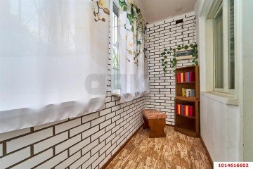 Фото №1: 3-комнатная квартира 88 м² - Краснодар, мкр. Центральный, ул. Коммунаров, 102