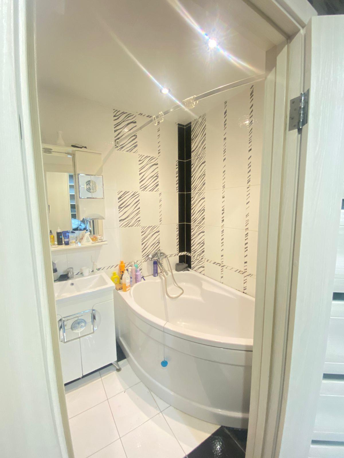 Фото №11: 1-комнатная квартира 41 м² - Краснодар, Прикубанский внутригородской округ, ЖК Три Кита, имени Петра Метальникова, Завод Радиоизмерительных Приборов, мкр. жилой комплекс Три Кита, ул. Московская, 131к2