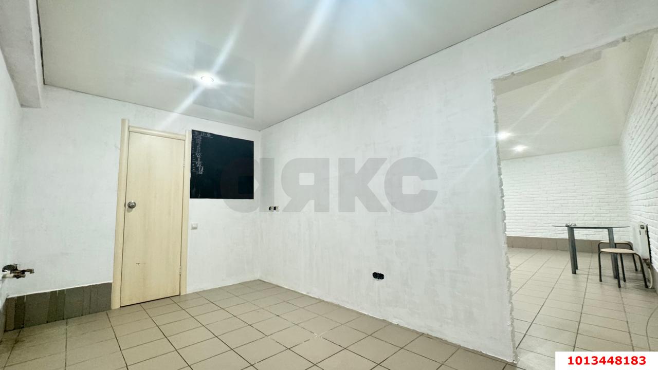 Фото №6: Торговое помещение 54 м² - Краснодар, Музыкальный, ул. Агрохимическая, 111