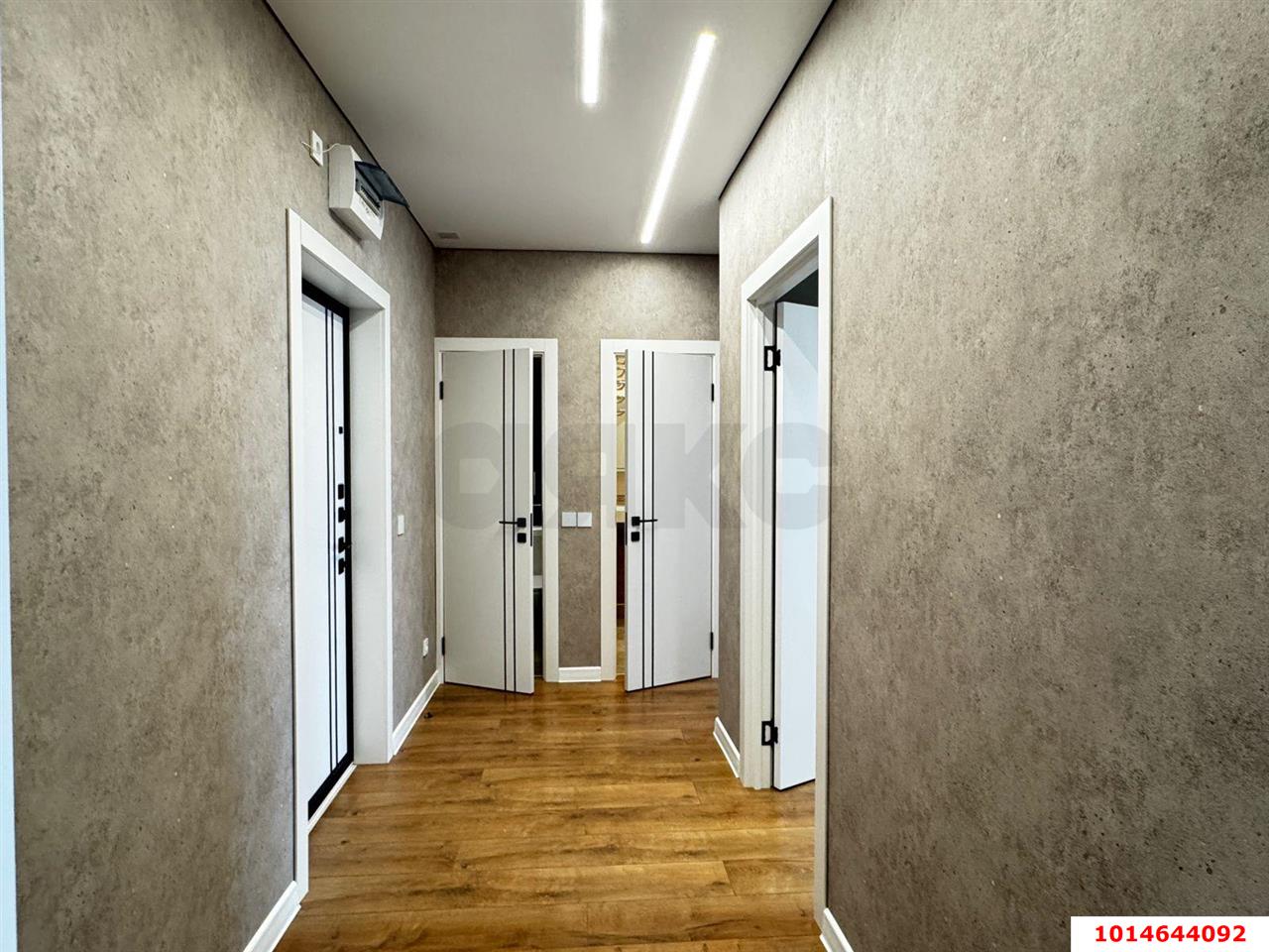 Фото №6: 2-комнатная квартира 54 м² - Краснодар, Черёмушки, Центральный внутригородской округ, жилой комплекс Рекорд, мкр. Карасунский внутригородской округ, ул. Новороссийская, 90/2к2