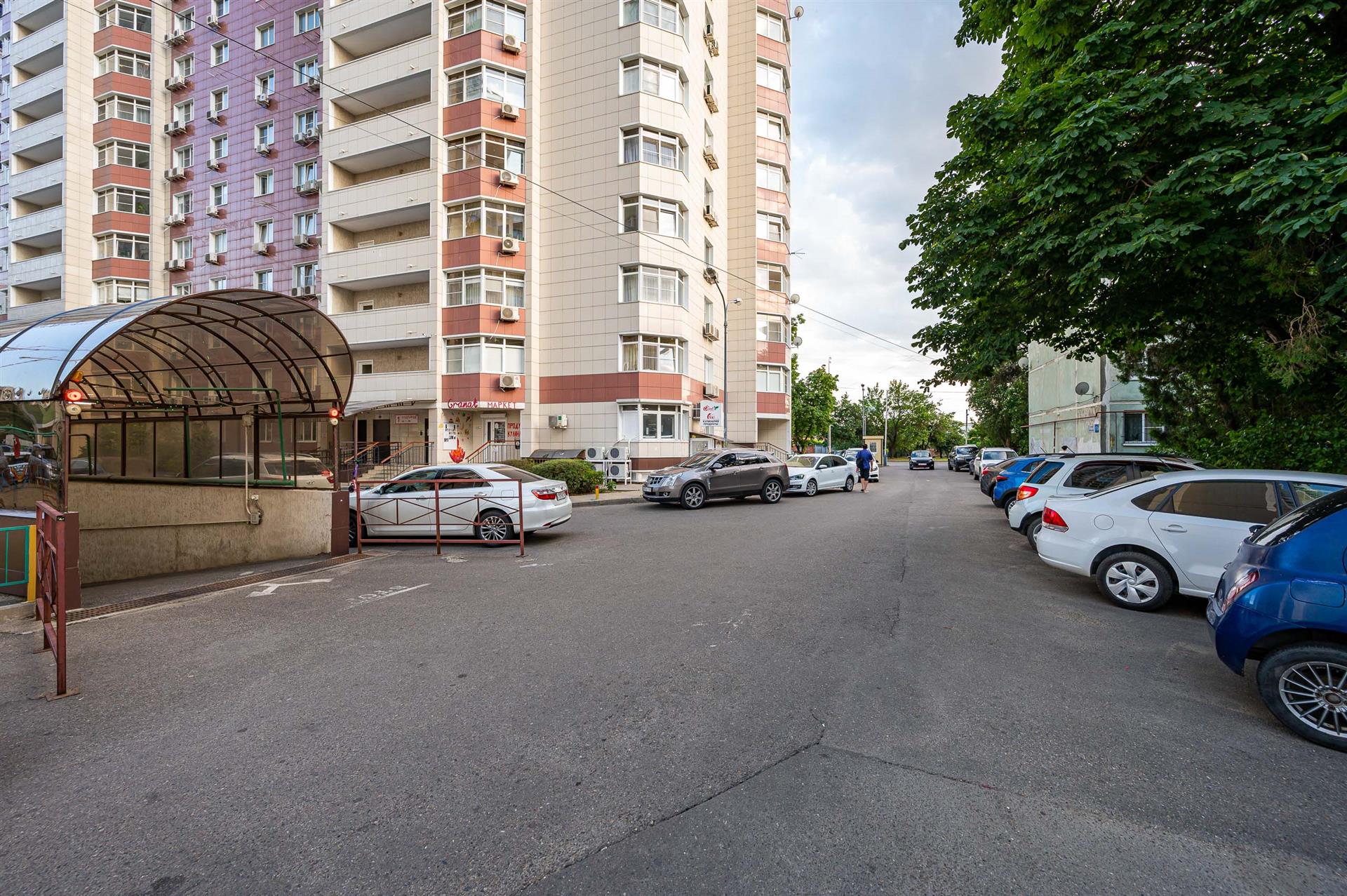 Фото №21: 3-комнатная квартира 120 м² - Краснодар, Школьный, Прикубанский внутригородской округ, мкр. Круглик, ул. Филатова, 19