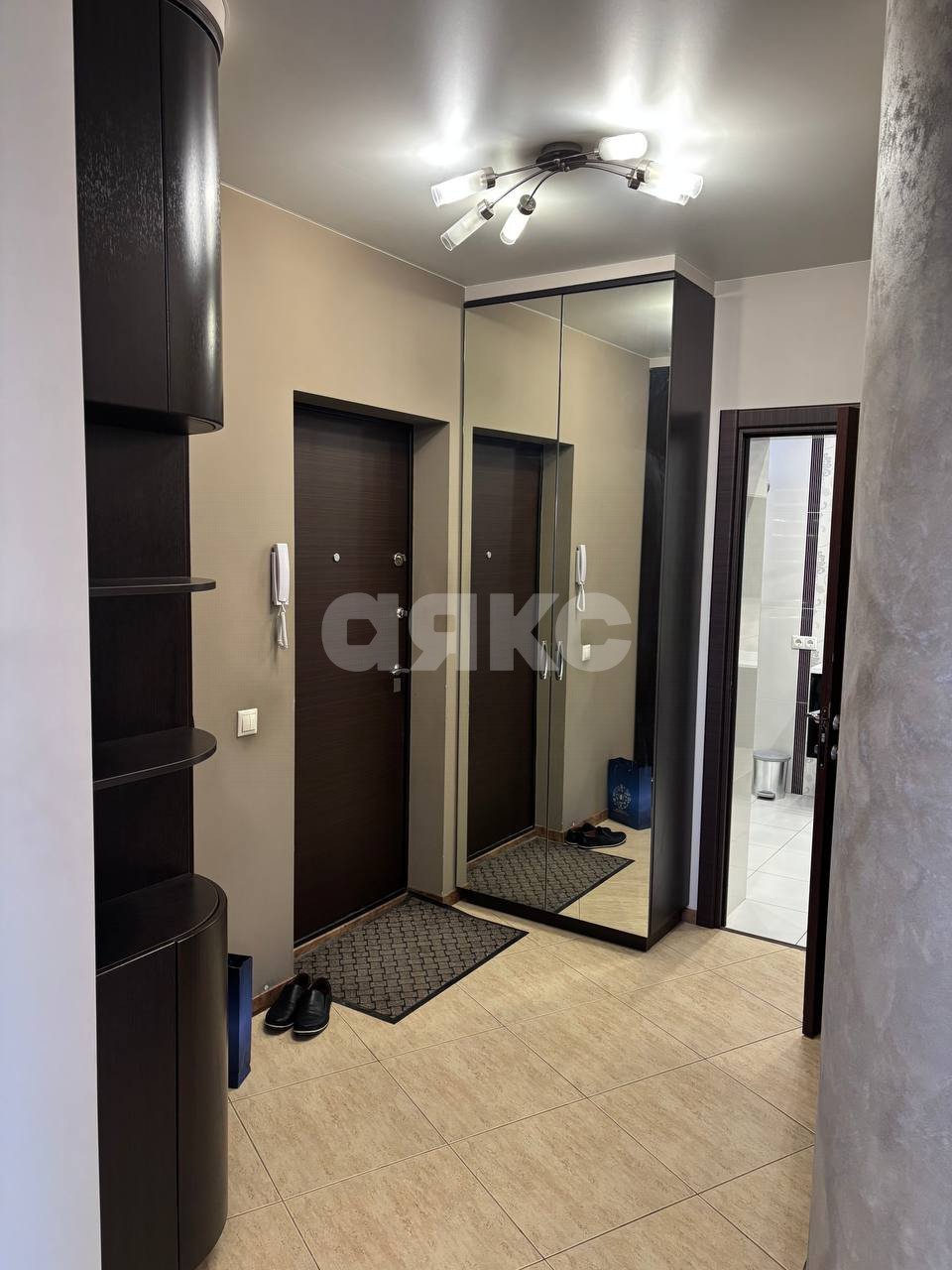 Фото №25: 2-комнатная квартира 77 м² - Волгоград, Центральный, ул. Новороссийская, 2К