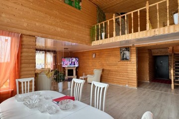 Фото №1: Дом 232 м² - Калининская, мкр. Северо-Западный, ул. Полевая, 18