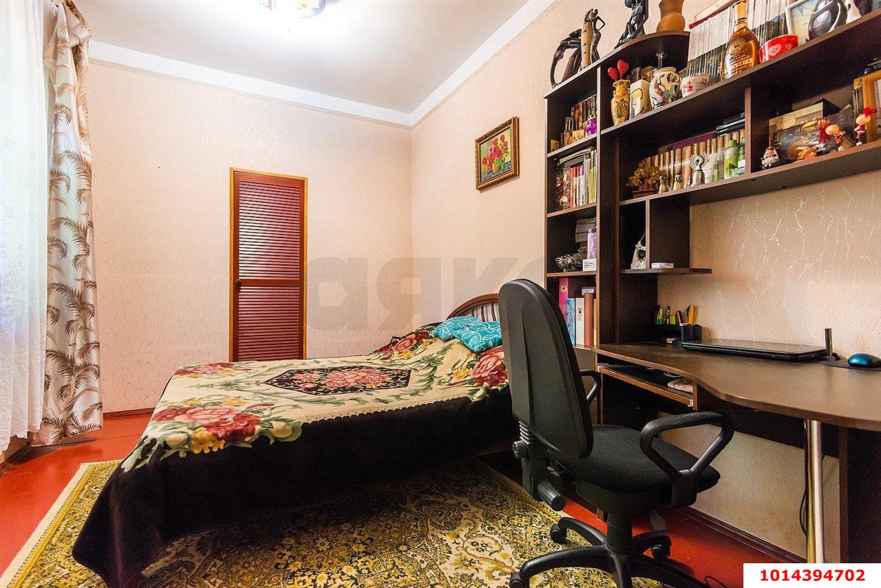 Фото №12: Дом 156 м² + 3 сот. - Краснодар, Центральный внутригородской округ, мкр. Дубинка, пр-д Полины Осипенко, 39