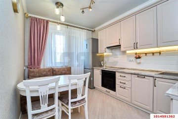 Фото №1: 1-комнатная квартира 43 м² - Знаменский, мкр. жилой комплекс Знаменский, ул. Первомайская, 4Ак1