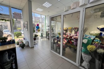 Фото №4: Торговое помещение 46 м² - Краснодар, мкр. жилой комплекс Альпы, ул. Командорская, 6