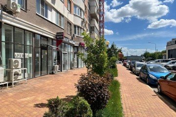 Фото №2: Торговое помещение 46 м² - Краснодар, мкр. жилой комплекс Альпы, ул. Командорская, 6