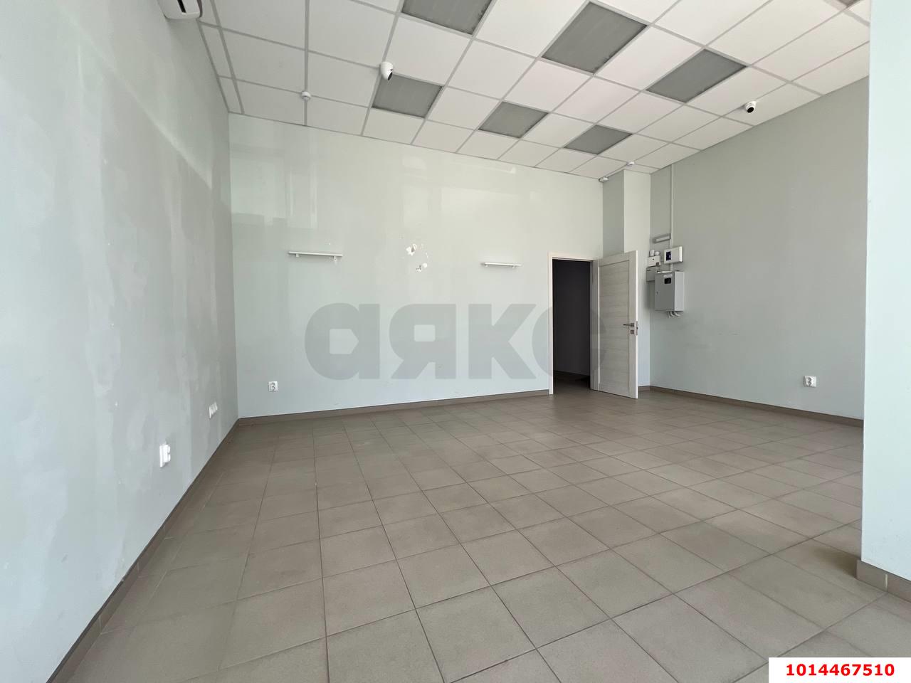 Фото №4: Торговое помещение 46 м² - Краснодар, жилой комплекс Альпы, ул. Командорская, 6