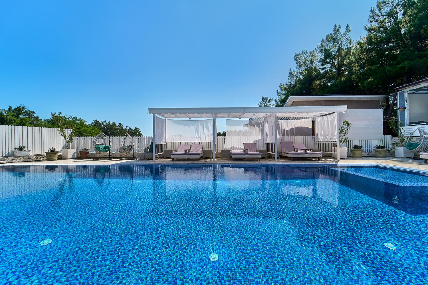 Фото №42: Коммерция 453 м² - дома отдыха Кубань, мкр. Дубрава, 58