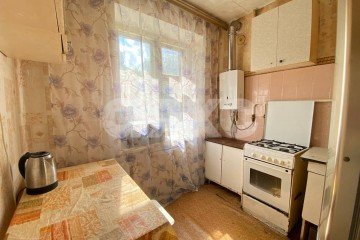Фото №1: 2-комнатная квартира 42 м² - Тула, мкр. Верхнее Криволучье, ул. Кутузова, 114