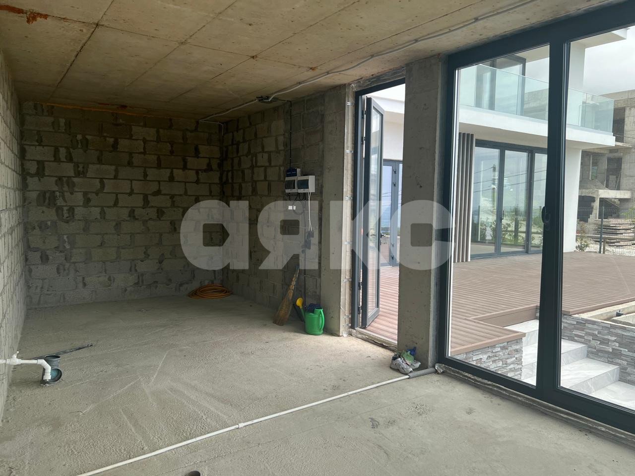 Фото №6: Коттедж 338 м² + 4 сот. - Геленджик, СНТ Виноградарь-2, ул. Зелёная, 1