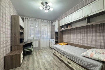 Фото №1: 3-комнатная квартира 110 м² - Краснодар, мкр. Камвольно-суконный Комбинат, ул. Бородинская, 10