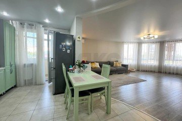 Фото №1: 3-комнатная квартира 110 м² - Краснодар, мкр. Камвольно-суконный Комбинат, ул. Бородинская, 10