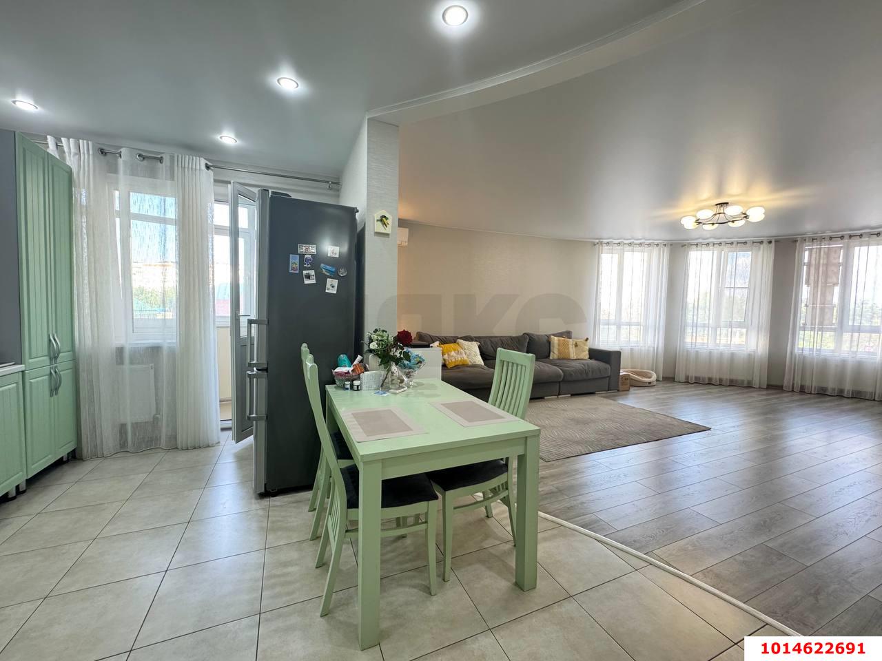 Фото №1: 3-комнатная квартира 110 м² - Краснодар, Камвольно-суконный Комбинат, ул. Бородинская, 10