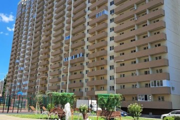 Фото №1: 2-комнатная квартира 62 м² - Краснодар, мкр. Камвольно-суконный Комбинат, ул. Магистральная, 11